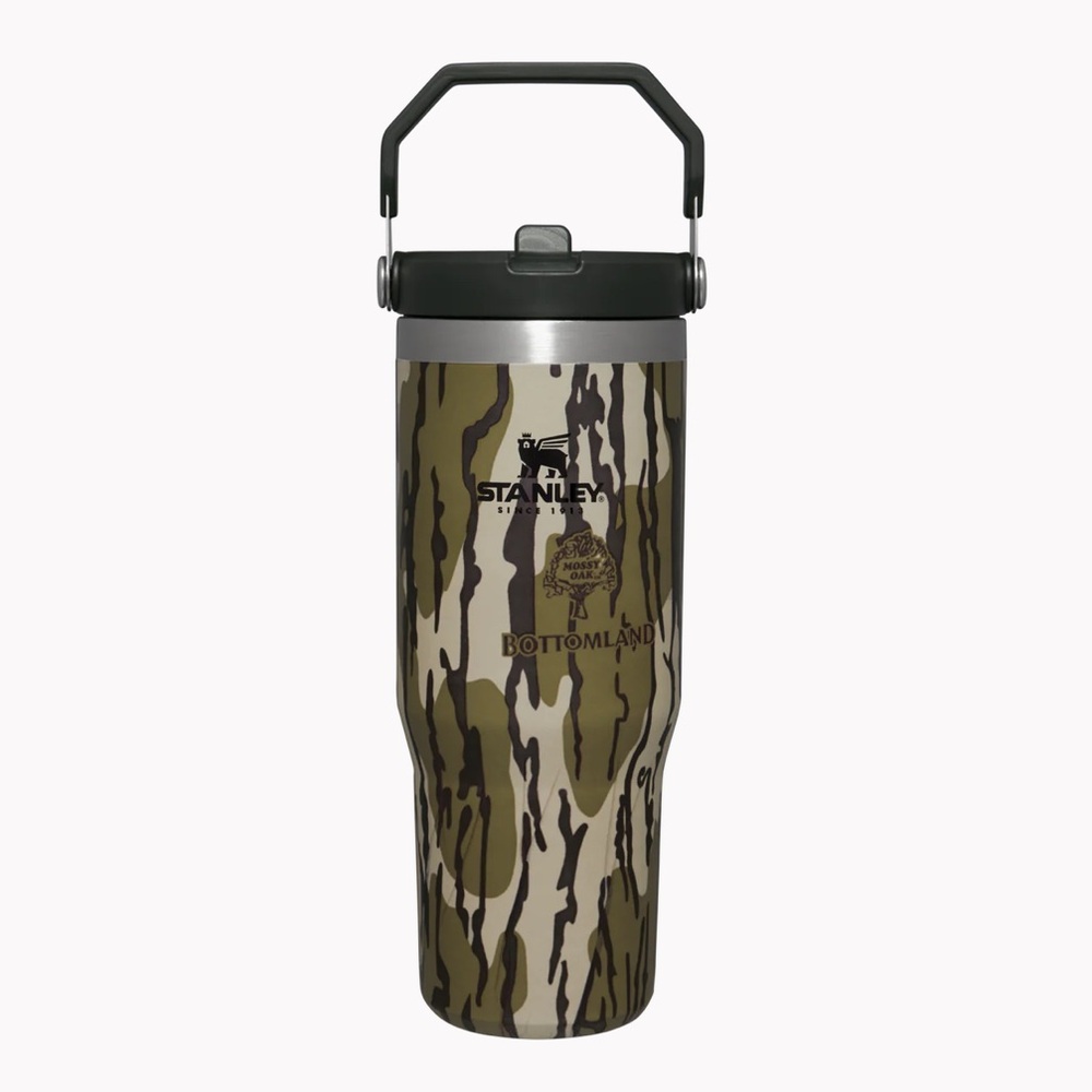 Stanley Flip Straw 30 oz Tumbler Bottomland Camo